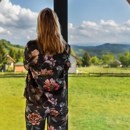 Ferienhaus Z Widokiem Na Sowe Sierpnica