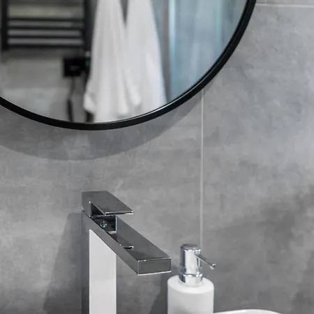 Z Widokiem Na Sowe *