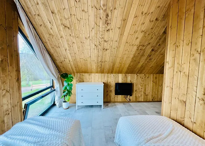 Z Widokiem Na Sowe *